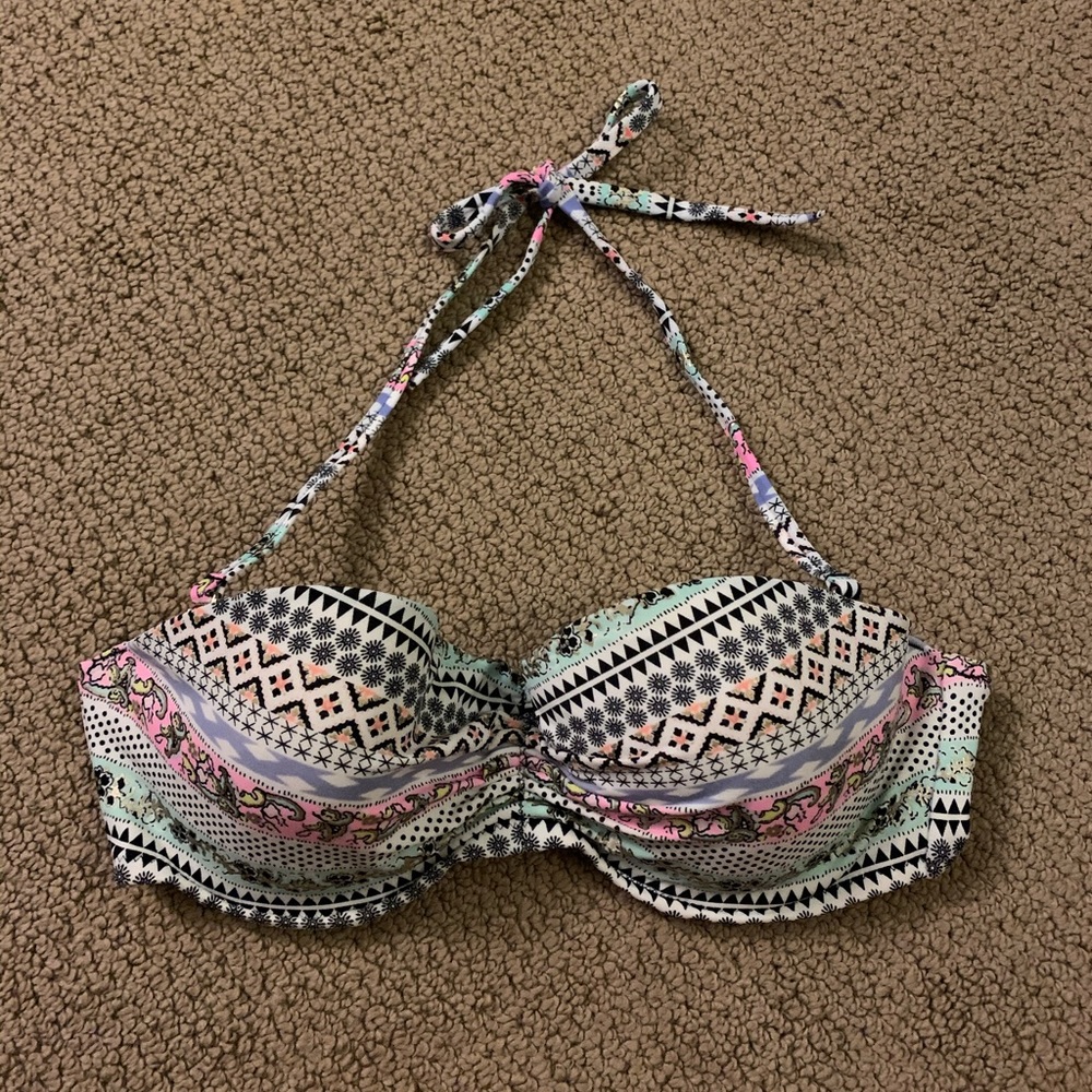 Victoria’s Secret bandeau bikini top